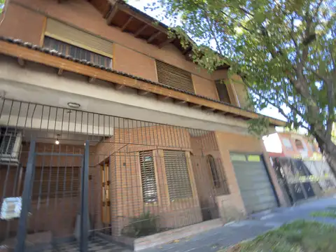 Casa en Venta en Villa Lugano
