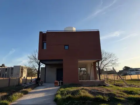 Barrio cerrado del golf - Francisco Álvarez