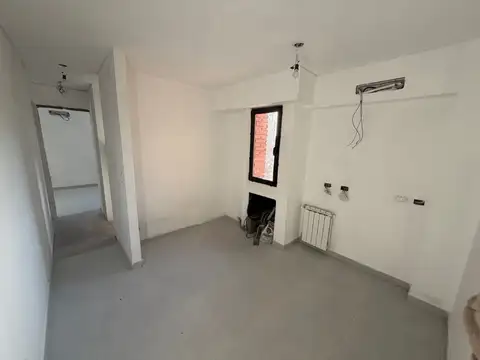 Venta casa 4 ambientes en obra en barrio del golf, Francisco Álvarez.