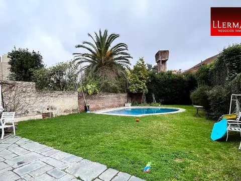 Venta Casa 5 Amb 4 dormitorios,Martinez ,Jardin,Piscina