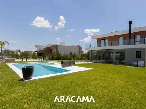 Casa en Alquiler Temporario en Terralagos - Canning