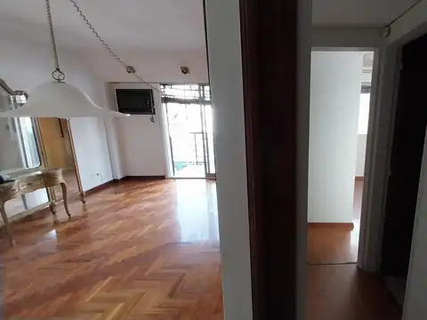 Departamento en Venta en Parque Centenario, USD 145.000