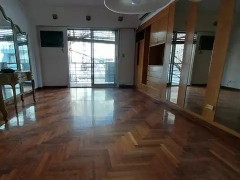 Departamento en Venta en Parque Centenario, USD 145.000