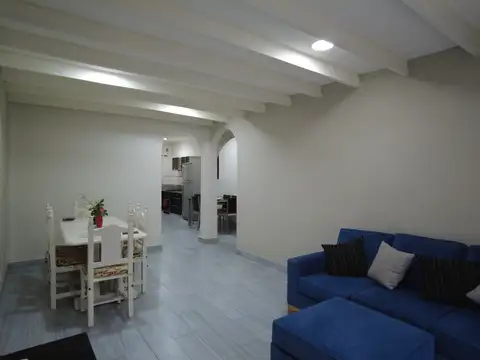 Casa 5 ambientes con 2 baños