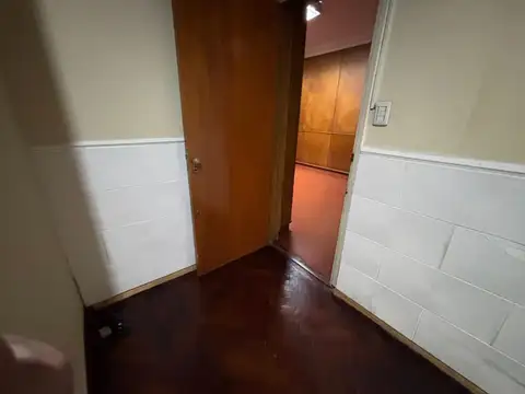 Oficina 3 ambientes con 1 baño