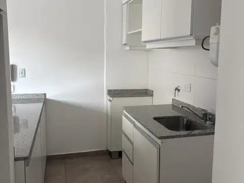 Departamento en Alquiler en Juan De Garay, $ 550.000