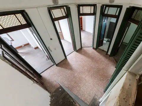 Departamento 6 ambientes con 1 baño