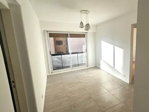 Departamento de 2 ambientes luminoso al contrafrente