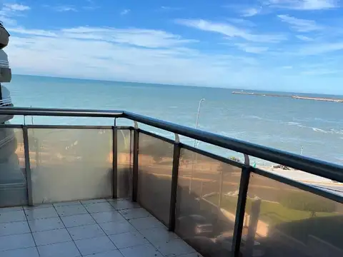IMPECABLE 3 AMBIENTES CON VISTA AL MAR - EDIF. MARAL 51 -