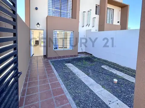 Valdez 100, Piso 0
