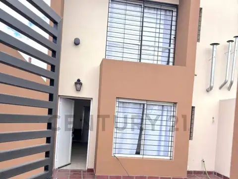 Valdez 100, Piso 0