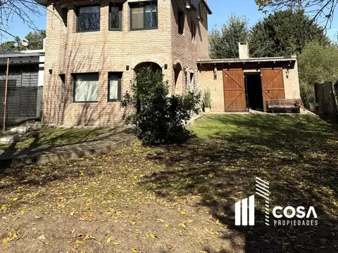 Venta Casa 3 dormitorios con amplio jardín parquizado Las Tardes Roldán Santa Fe