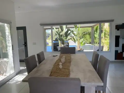 Casa EN ALQUILER ANUAL I  4 AMBIENTES I SAN MATIAS, ESCOBAR, GBA NORTE I PILETA I ESCRITORIO