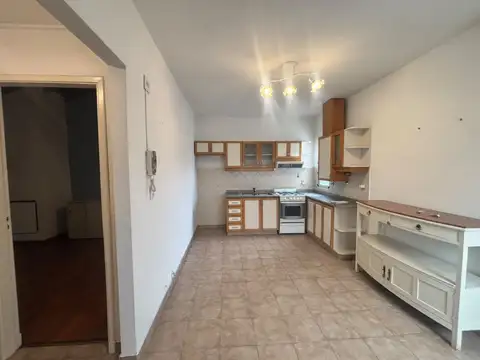 Depto Tipo Casa en Alquiler de 3 ambientes