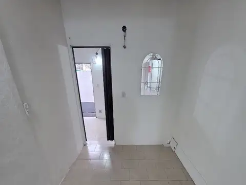 Depto Tipo Casa en Alquiler de 1 dormitorio