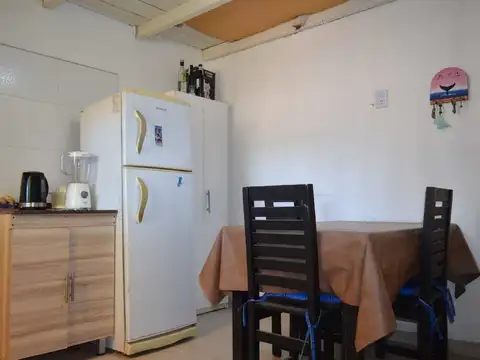 Casa 3 ambientes con 1 baño