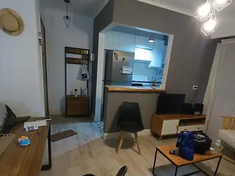 Venta de departamento en Banfield, barrio SITRA – 3 ambientes totalmente renovado Apto Credito