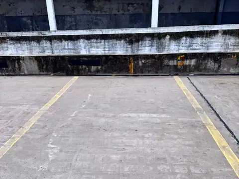 Cocheras en muy buena ubicación