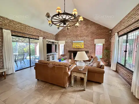 Casa en Venta de 4 dormitorios