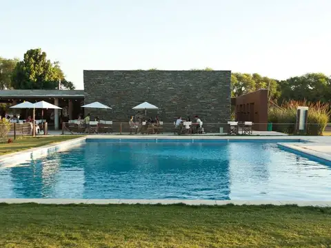 Terreno en Venta 25  mts Frente