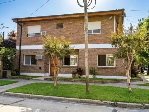 Depósito en venta, en Martinez