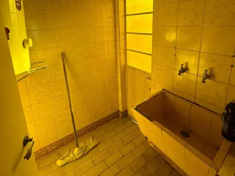 Departamento en Alquiler en Lomas del Mirador, $ 700.000