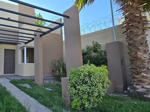 Duplex en Barrio Furlotti