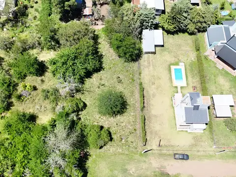 Venta - Lote 938 m2 - B° Santa Rosa del Río. Cód (2152)