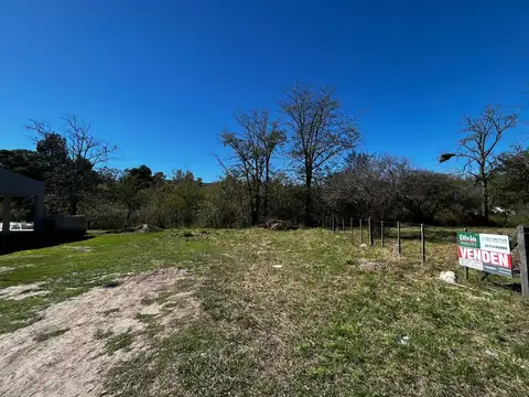 Venta - Lote 938 m2 - B° Santa Rosa del Río. Cód (2152)