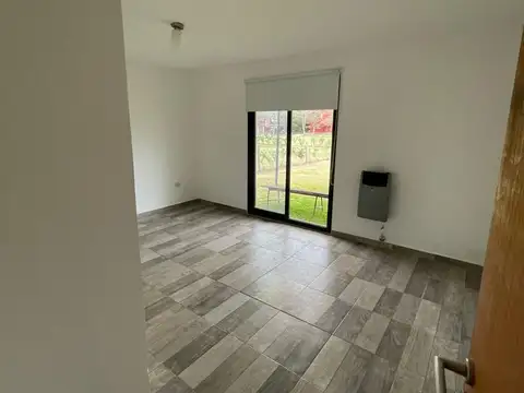VENTA CASA 4 AMBIENTES  LOTE INTERNO  B. PRIVADO CARDALES VILLAGE BAJAS EXPENSAS APTO CREDITO