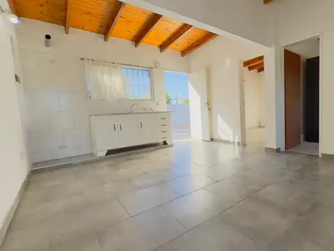 Plumerillos 1400, Piso 1