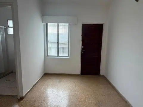 Departamento en Alquiler en La Comercial, $U 20.000