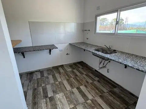 Casa 3 ambientes con 2 baños