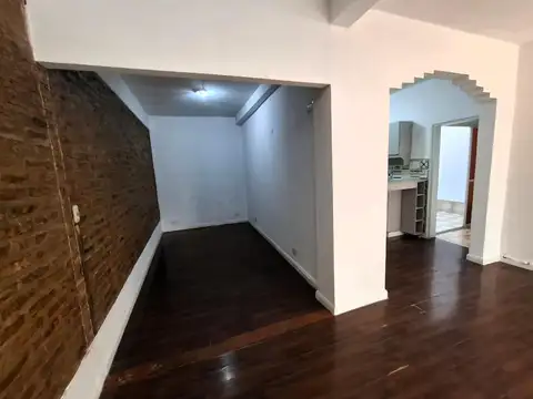 Depto Tipo Casa en Alquiler de 2 ambientes
