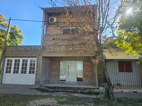 Se vende CASA en AVELLANEDA