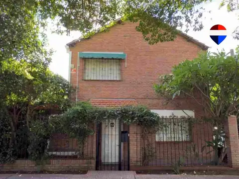 CASA3 EN VENTA TRES CERRITOS 3 DORM APTA CREDITO