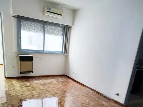 MANUEL TRELLES AL 800 - 40 M2 IMPECABLE COCINA COMEDOR