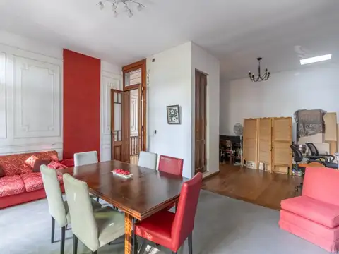 VENTA PH 5 AMBIENTES AL FRENTE, AMPLIO ESPACIO LIBRE Y QUINCHO CON PARRILLA EN CABALLITO