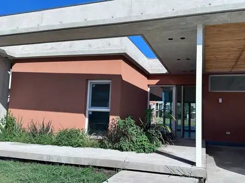 Casa en Alquiler de 3 dormitorios