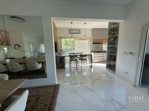 Casa en Venta al Este