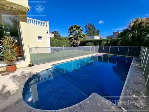 Casa en Venta en Guillermo E Hudson, USD 350.000