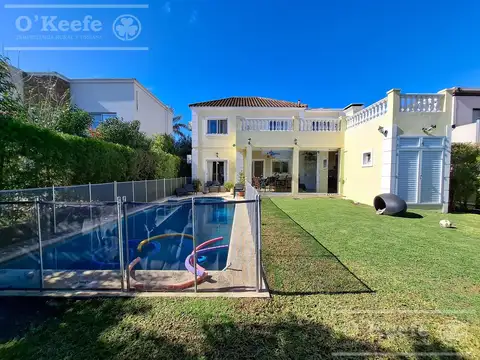 Casa 5 ambientes con 2 baños