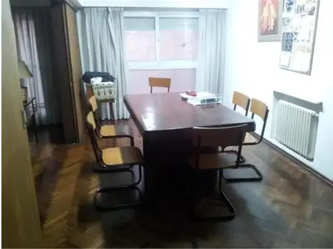 Departamento 4 ambientes con 2 baños