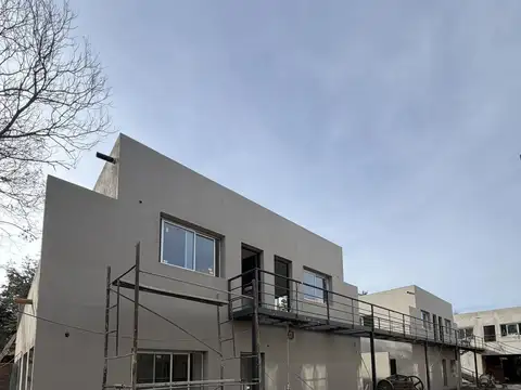 Departamento en  LOS CARDALES