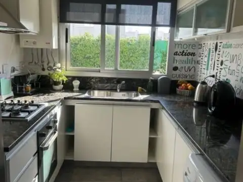 REPUBLICA DE CHINA 700