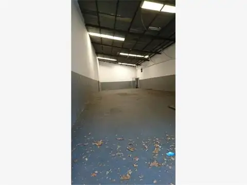 Galpon en Venta 9  mts Frente