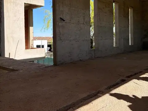 Venta Casa en Chocón, Barrio Agua Mansa