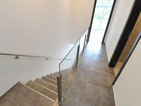 SE VENDE DUPLEX  DOS DORMITORIOS  A ESTRENAR