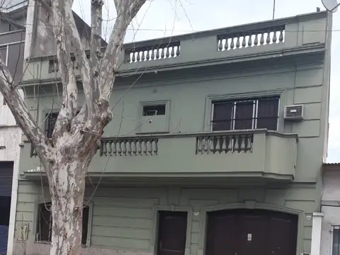 Lote 9,98 x 34,17mts. Altura: 22,8mts. PB + 7 pisos + 2 retiros - 1603 mts2 vendibles. Acepta mts!