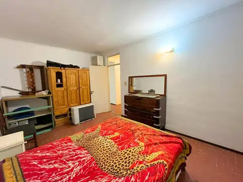 Departamento 5 ambientes con 1 baño